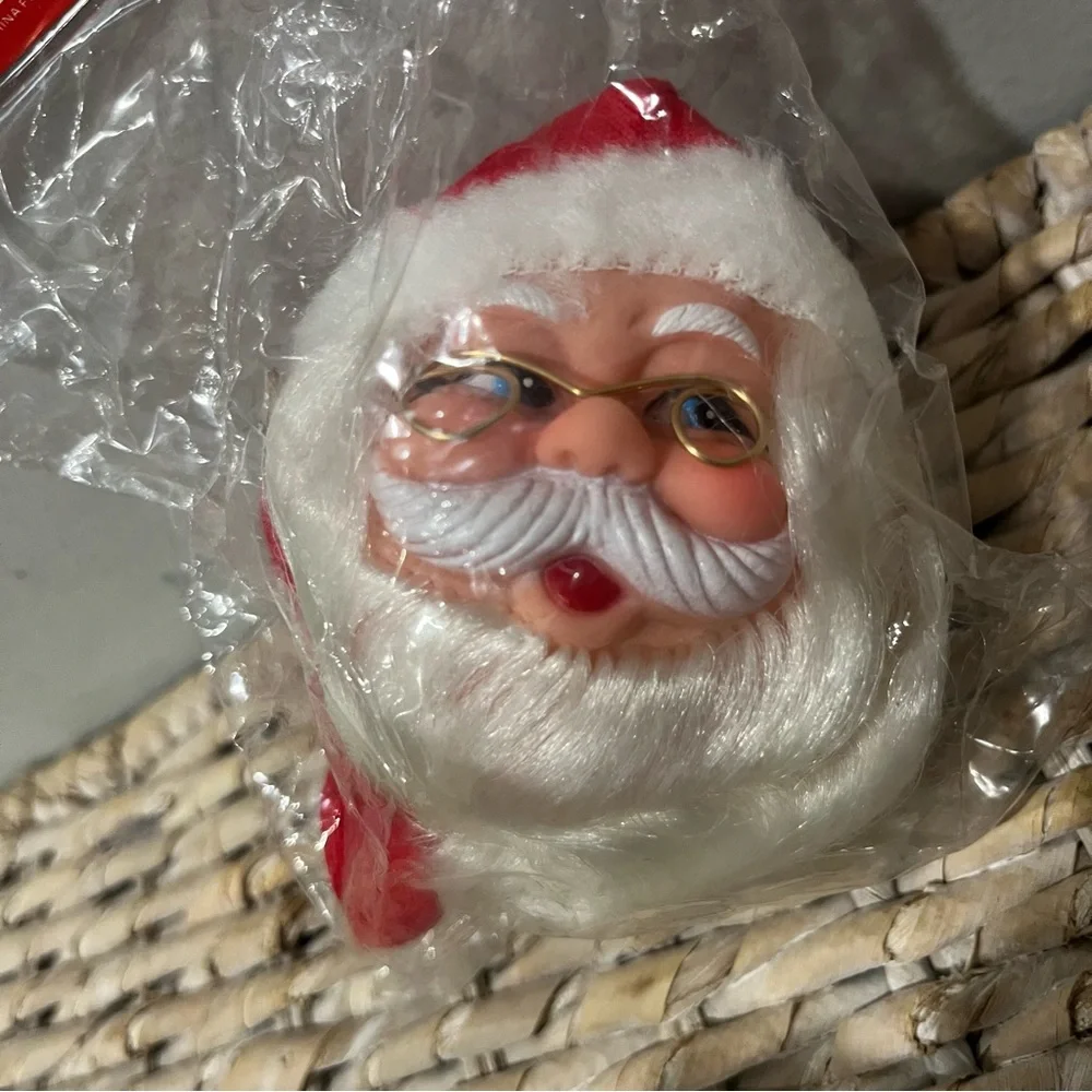 VTG Santa Claus Head Rubber Plastic Doll Christmas Ornament Holly‎ Holiday KMART